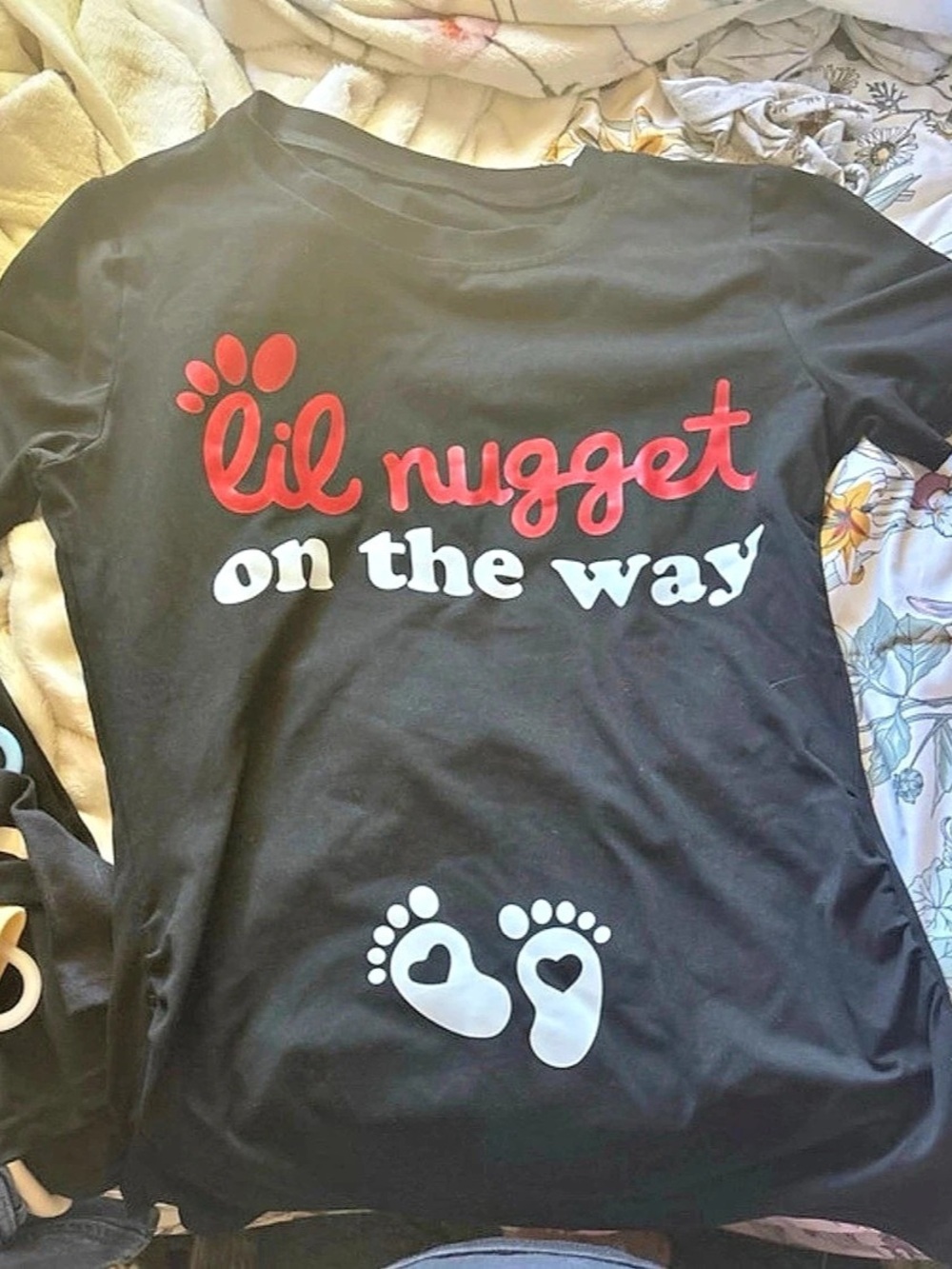 Lil Nugget Graphic Tee in Black Size Medium